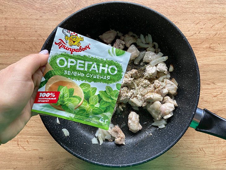 Курка з червоною квасолею - ситна та поживна страва