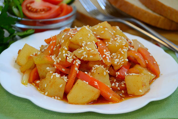 Тушкована картопля по-корейськи: рецепт з фото покроково