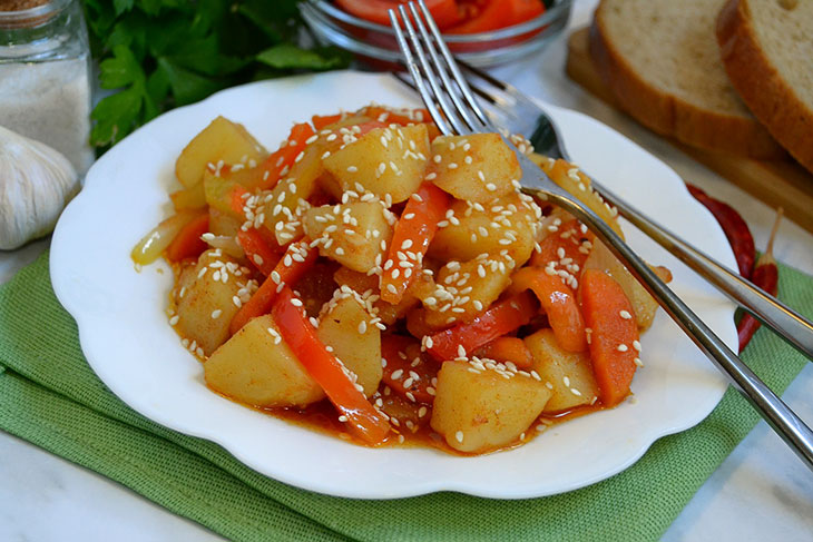 Тушкована картопля по-корейськи: рецепт з фото покроково