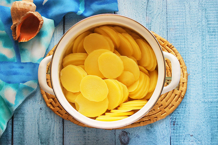 Гратен з картоплі з креветками: рецепт з фото покроково