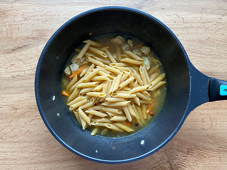 Плов з макаронів з м'ясом: рецепт з фото покроково