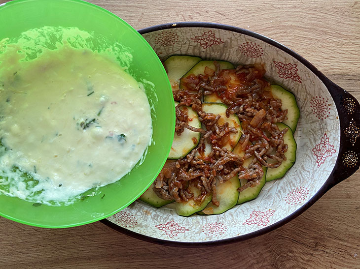 Лазання з кабачками та фаршем: рецепт з фото покроково