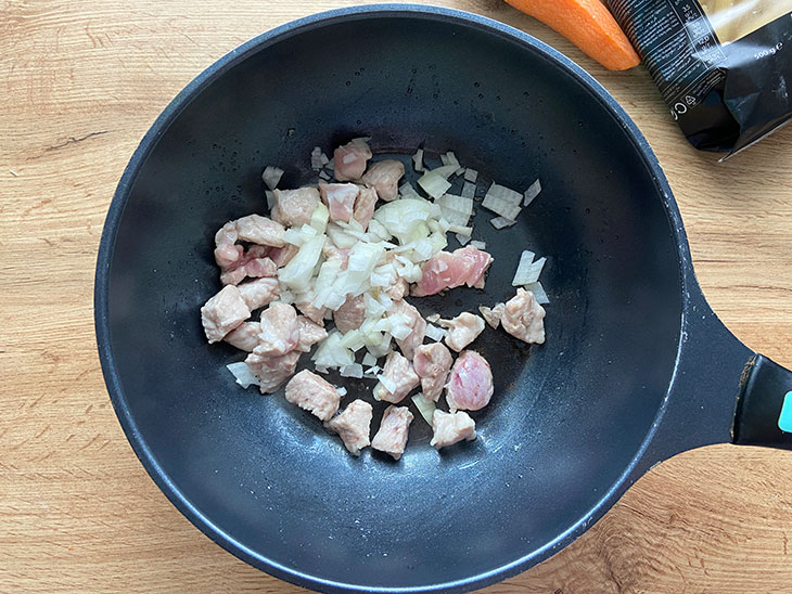 Плов з макаронів з м'ясом: рецепт з фото покроково
