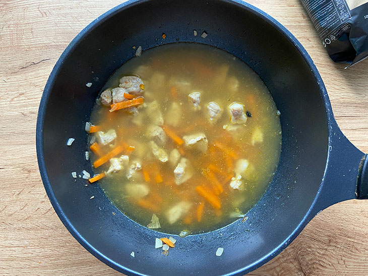 Плов з макаронів з м'ясом: рецепт з фото покроково