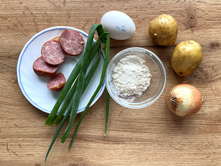 Картопляні гнізда з яйцем на сковороді: покроково