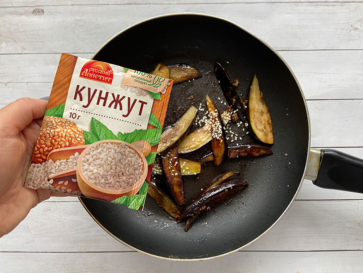 Смажені баклажани з кунжутом: рецепт з фото покроково