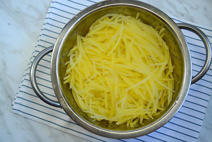 Корейський картопляний салат «Камдича»: рецепт з фото покроково