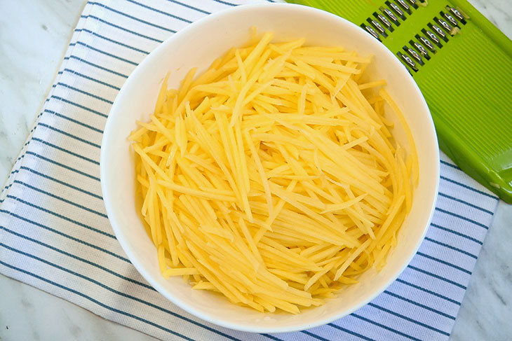 Корейський картопляний салат «Камдича»: рецепт з фото покроково