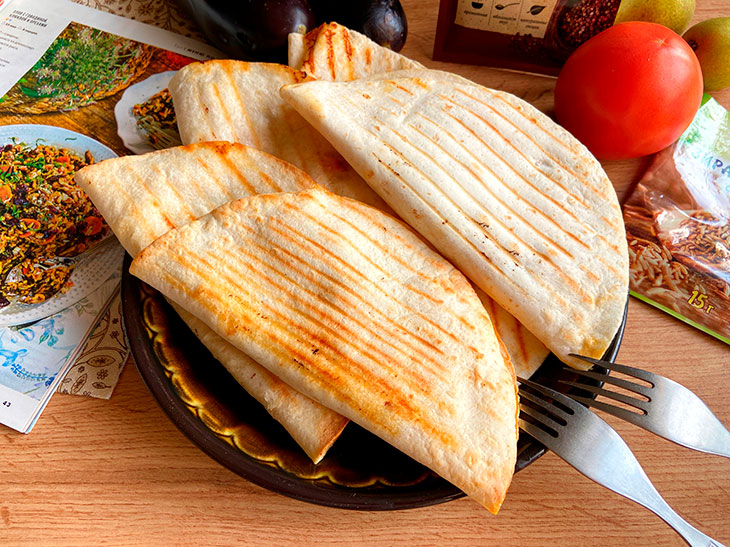 Кесадія з куркою: рецепт з фото покроково