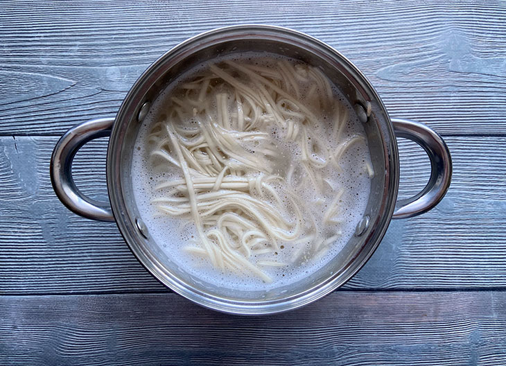 Удон з креветками та овочами: рецепт з фото покроково