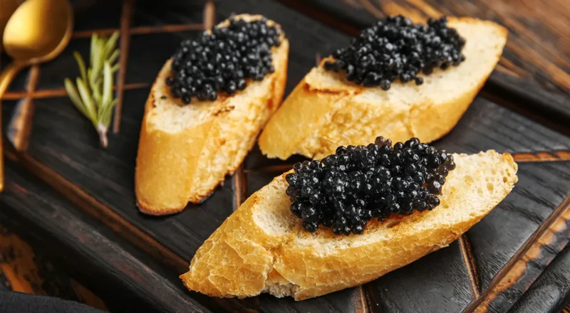 Як правильно їсти чорну ікру