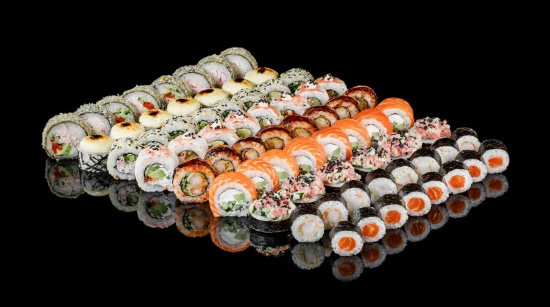 Дуже смачні суші та роли від EatSushi в Ужгороді