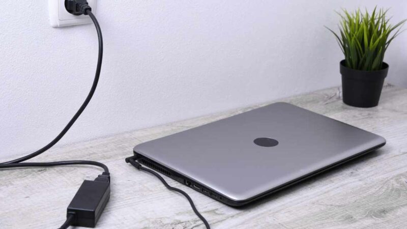 Ноутбук не заряджається? Як швидко це виправити