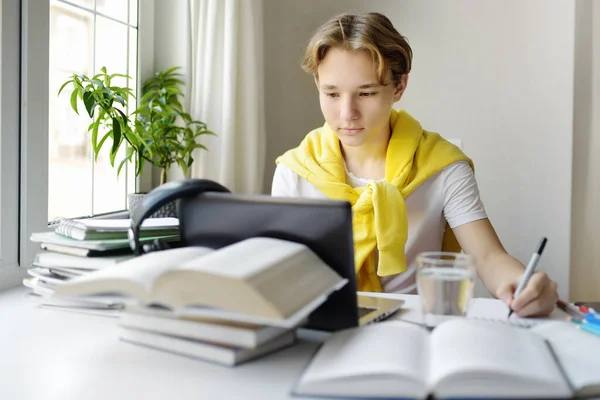Чому сучасні діти швидко адаптуються до онлайн-формату освіти